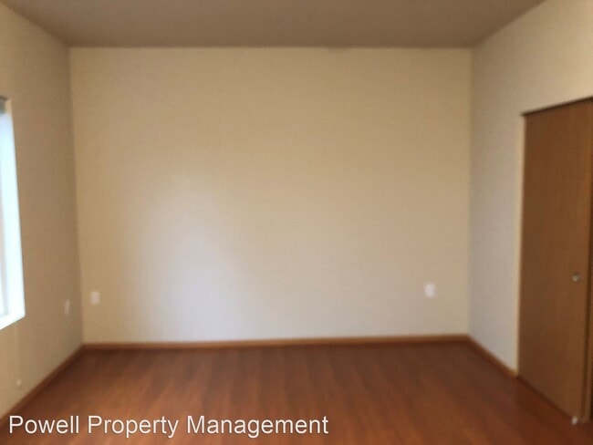 Building Photo - 12300 Ambaum Blvd SW