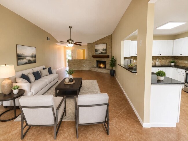 Foto del edificio - 15634 Fox Springs Dr