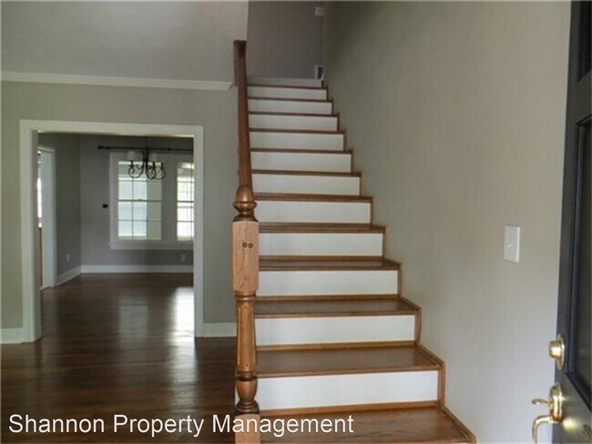 Building Photo - 3 br, 3 bath House - 6021 Lake St