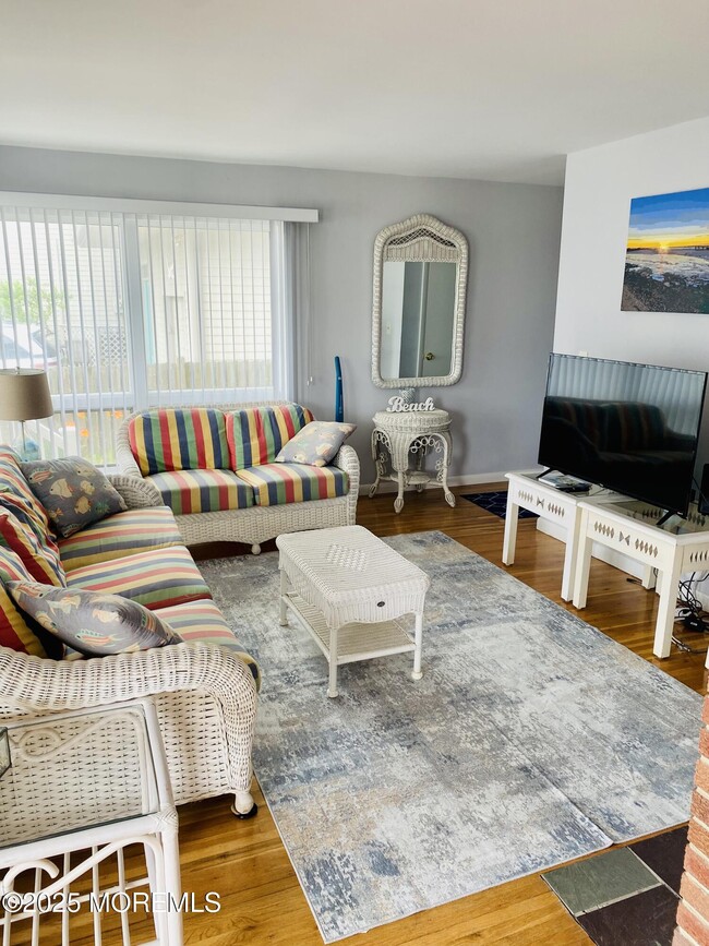 Building Photo - 4 Camden Ave