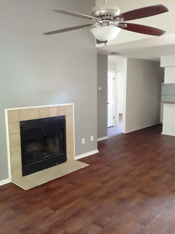 Building Photo - 653 TX-337 Loop