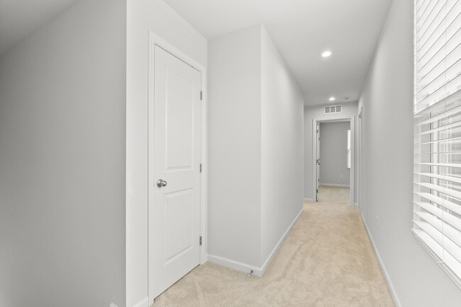 Photo - 161 Robinia Rd Townhome