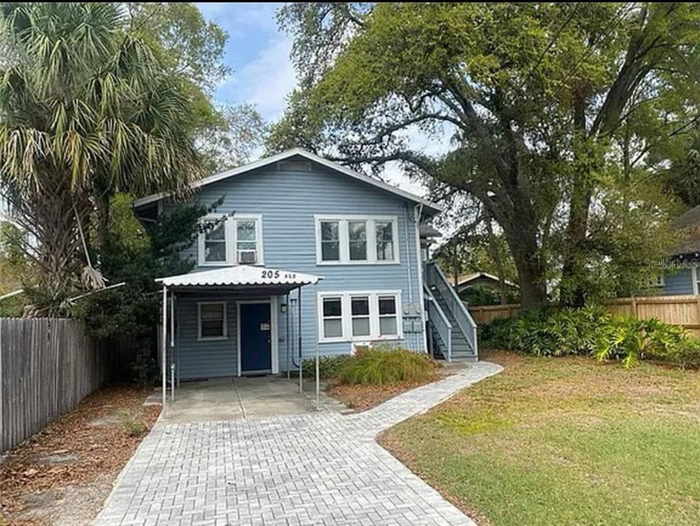 Primary Photo - 205 W Hilda St