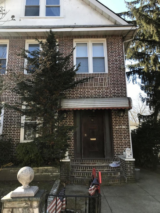 Primary Photo - 48 Grand Ave