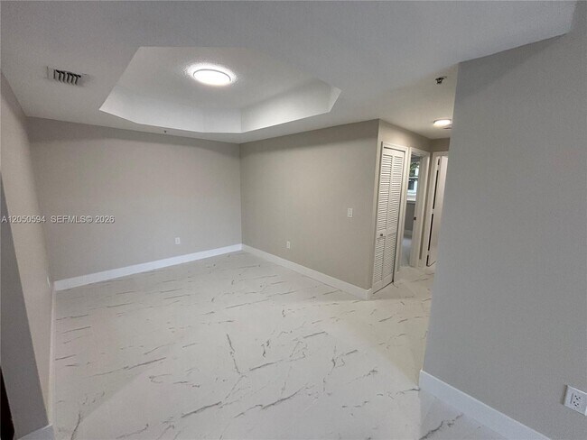 Foto del edificio - 6440 NW 114th Ave