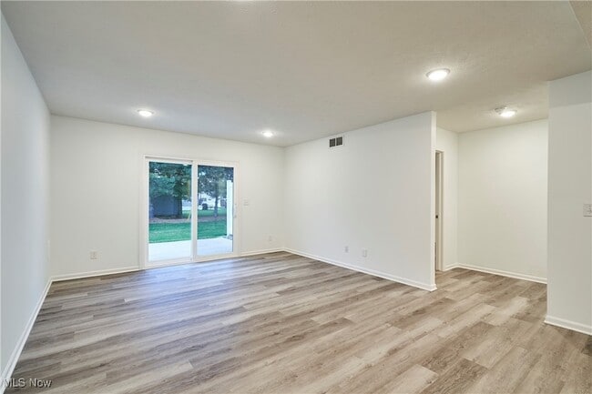 Building Photo - 1713 Blase Nemeth Rd