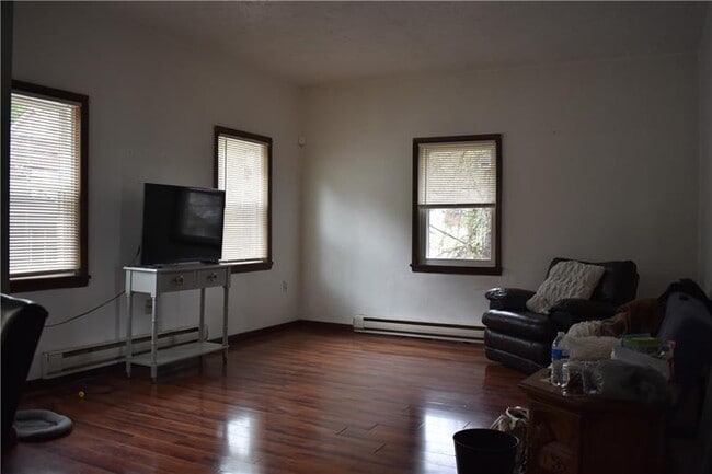 Building Photo - 5515 Verona Rd