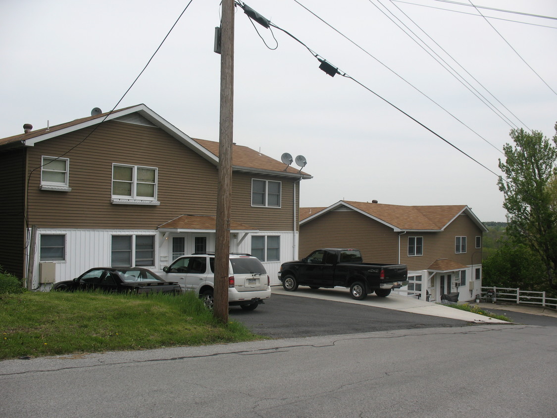 Primary Photo - Mansion Townhomes