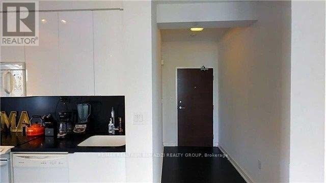 Building Photo - 15 Iceboat Terr