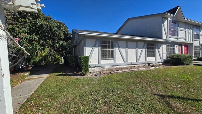 Building Photo - 1715 Bentley Blvd