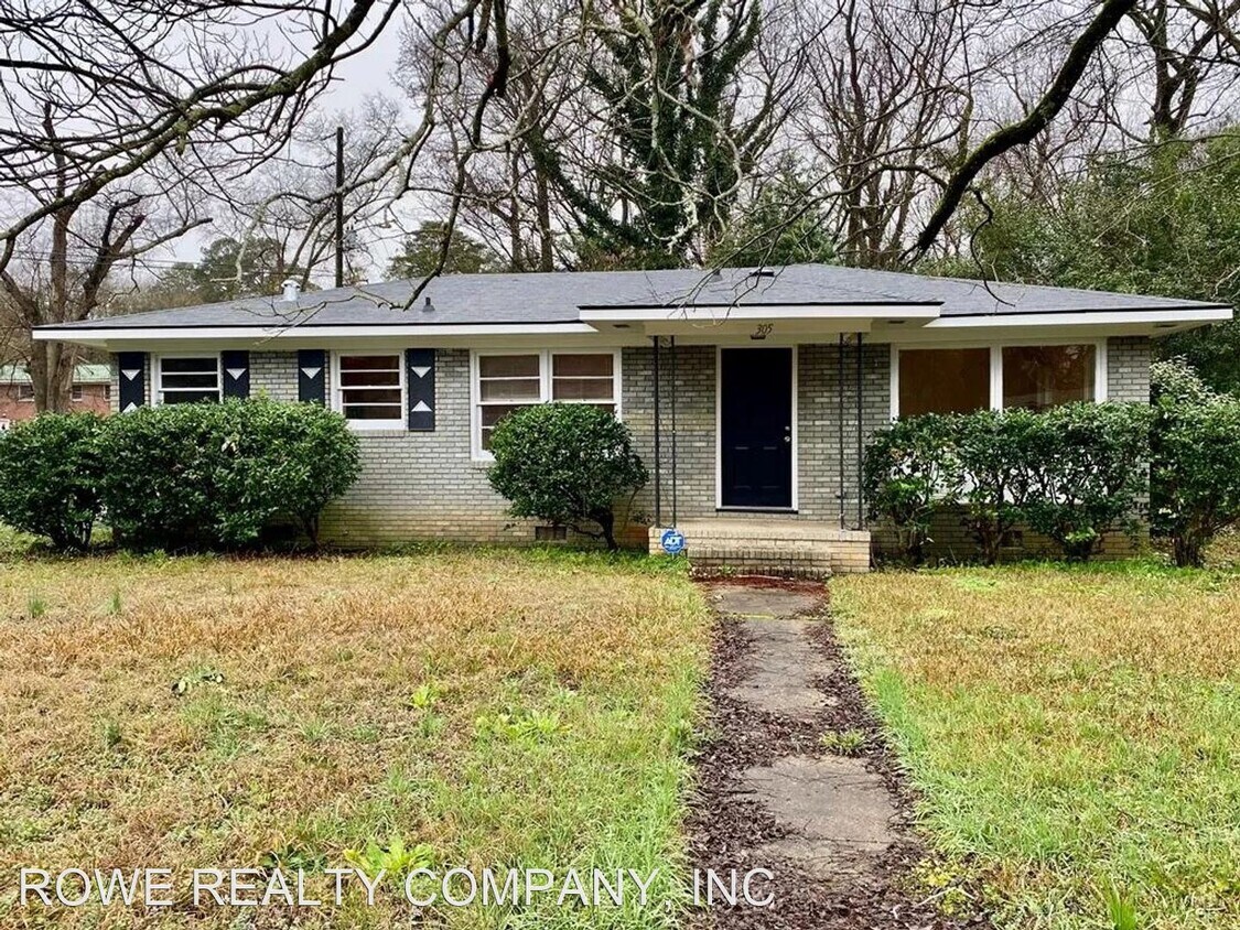 Primary Photo - 3 br, 1.5 bath House - 305 MCCARTHA DRIVE