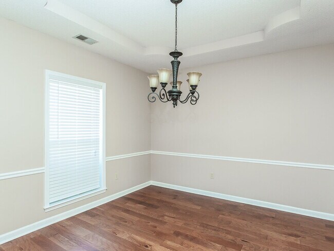 Foto del edificio - 8693 Bell Ridge Dr