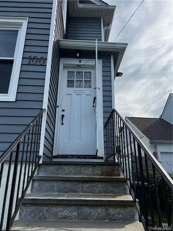 Primary Photo - 100 Ramsey Ave