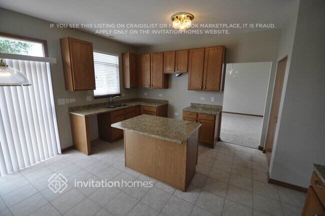 Foto del edificio - 16464 Coventry Ln