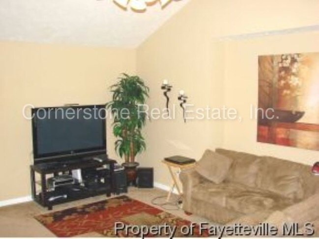 Building Photo - 101 Digby Ct