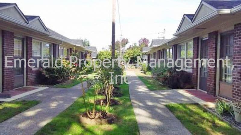 Primary Photo - 2650 NW Vaughn St