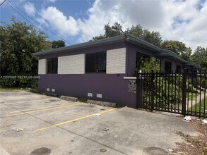 Building Photo - 98 NE 71st St