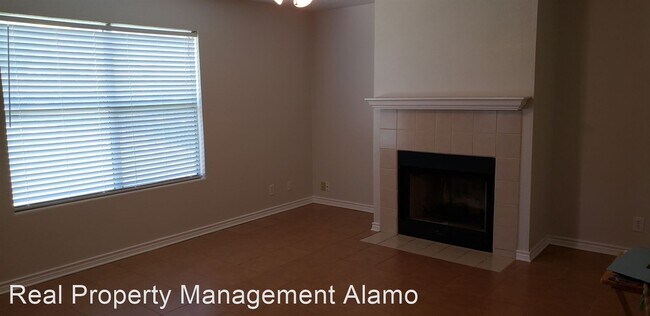 Building Photo - 4 br, 1.5 bath House - 3815 Wetmore Knoll