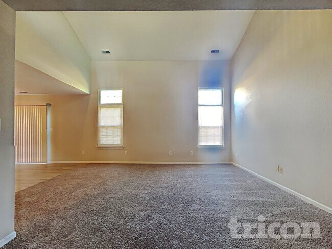 Foto del edificio - 1710 Ashley Dr