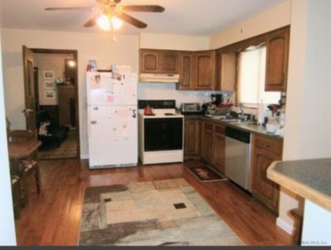 Foto del edificio - 1655 Lenox Rd