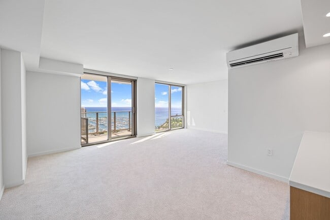 Building Photo - 2342