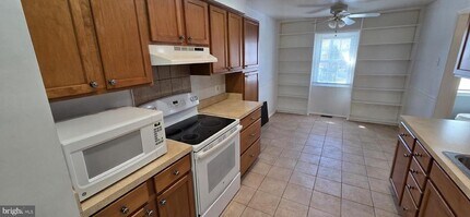 Building Photo - 12735 Lighthouse Ln