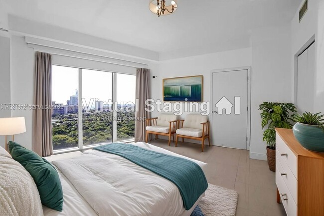 Foto del edificio - 60 SW 13th St