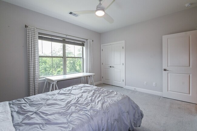 Foto del edificio - 25234 Calhoun Creek Dr
