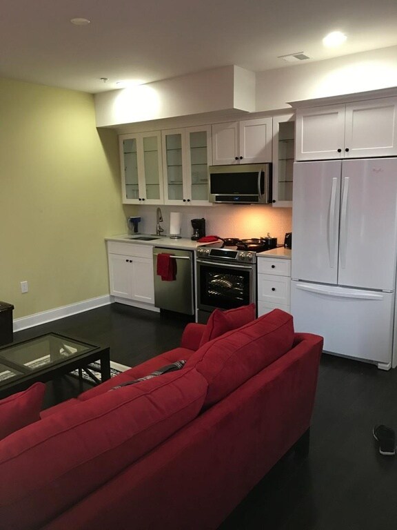 1213 Noble St Unit 1, Philadelphia, PA 19123 Condo for Rent in