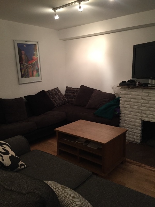 Foto del edificio - 1353 N State Pkwy