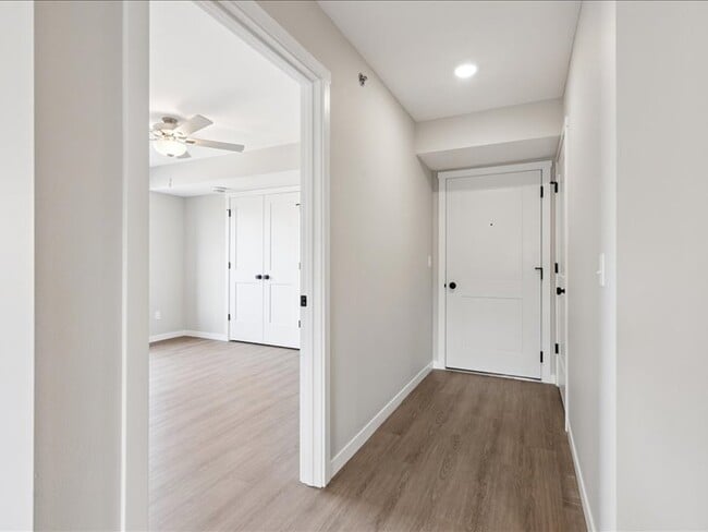 Building Photo - 7060 Thunder Vly Dr