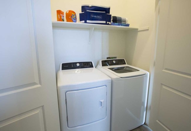 Full size washer dryer - Christopher Todd Communities At Country Place