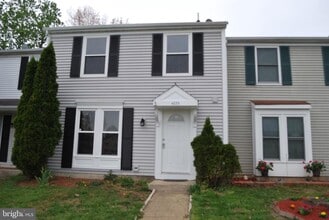 Building Photo - 4655 Whitaker Pl