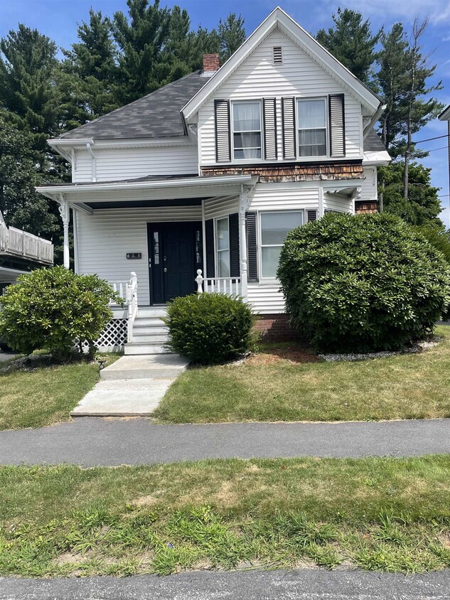 Foto principal - 721 Belmont St