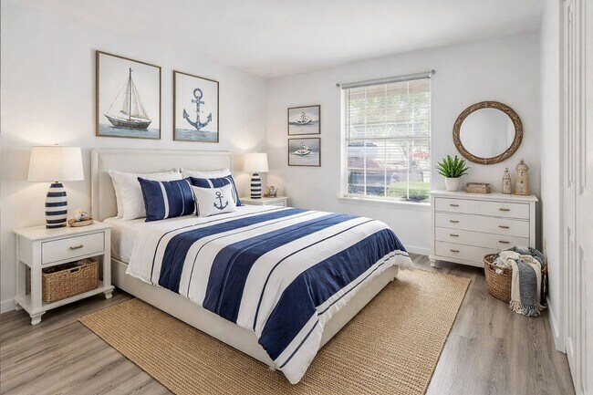 Foto del edificio - Charming Corner Condo in Fall Creek