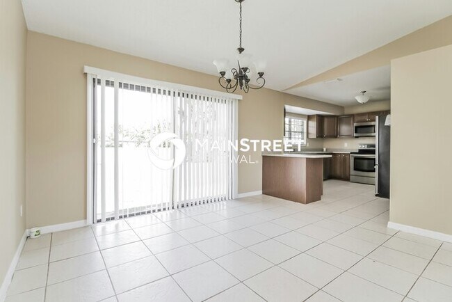 Foto del edificio - 3 Bedroom Pet-Friendly Home in Palm Bay, FL with Main Street Renewal