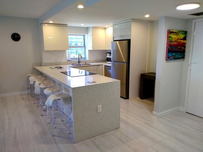 Foto del edificio - 3800 S Ocean Dr