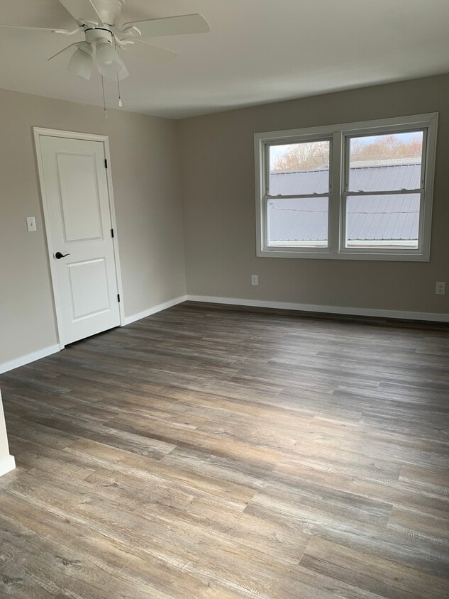 Building Photo - 132 Turner Ln