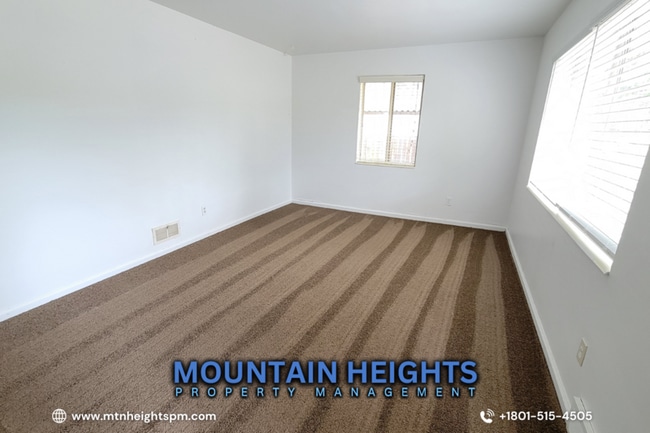 Photo - 715 Pearl Harbor St House