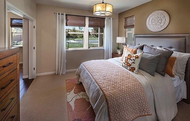 Building Photo - SAN JOSE - Tri-Level Spacious 4-Bedroom To...