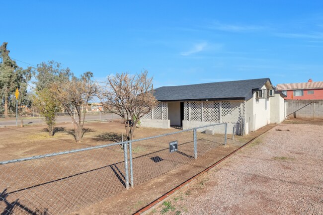 Foto del edificio - 3811 S 9th St