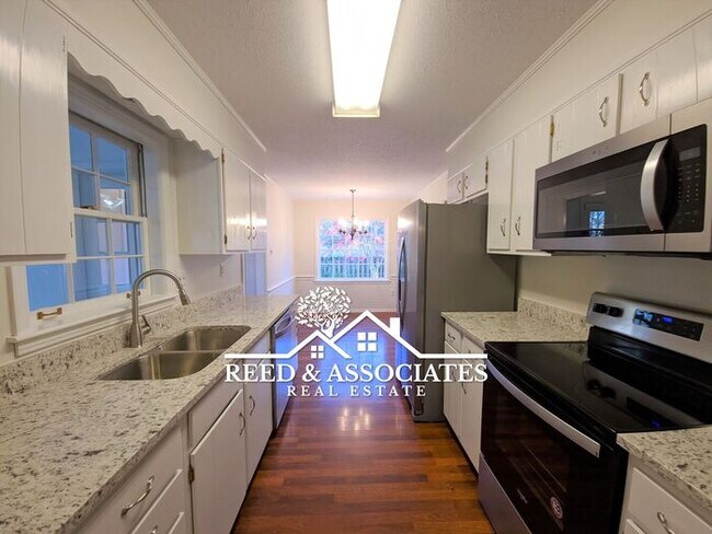 Building Photo - Spacious: 4 Bedroom in Germantown!