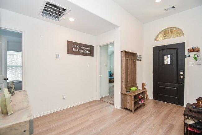 Foto del edificio - 3526 Britton Burrow Way