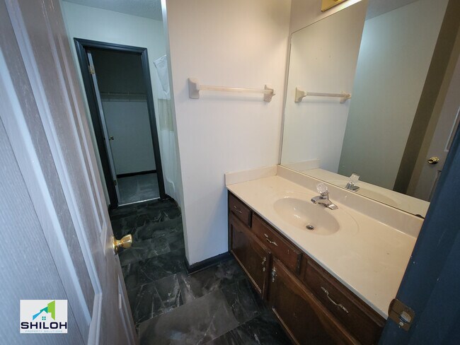 Building Photo - 1720 Beaver Trail Dr