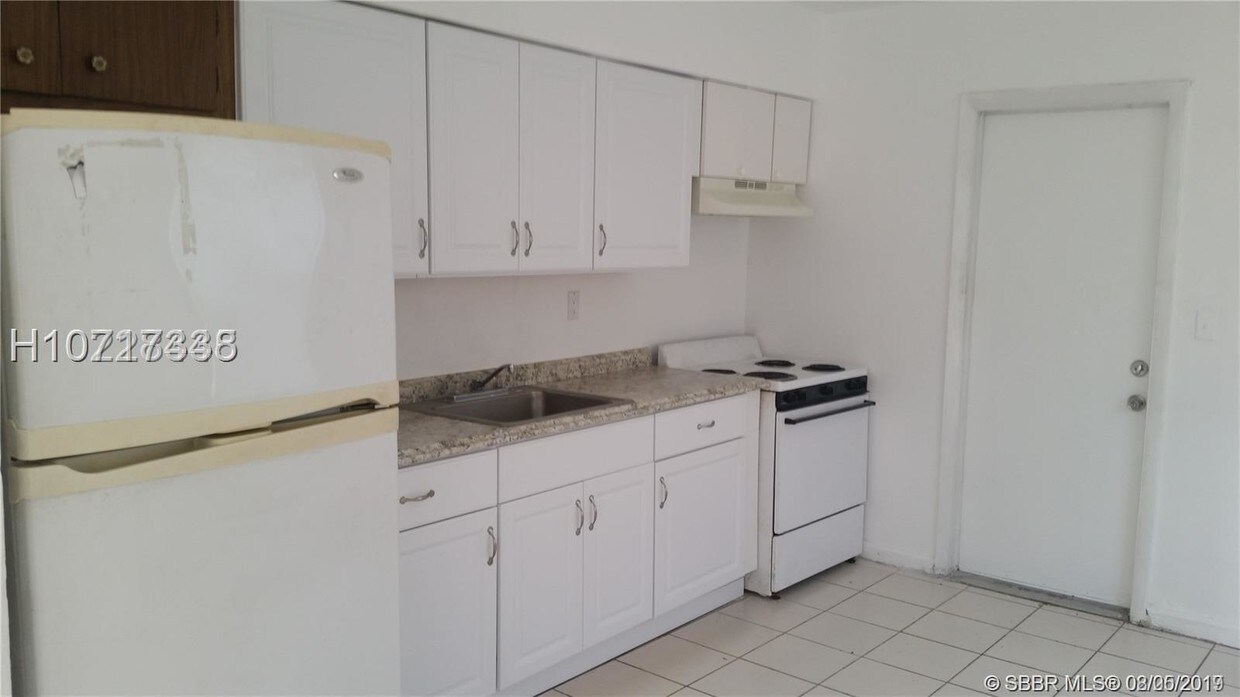 Foto del edificio - 6017 SW 37th St