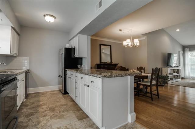 Foto del edificio - 7736 Meadow Rd