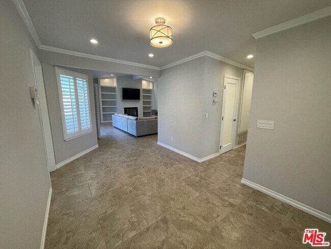 Building Photo - 64356 Doral Dr