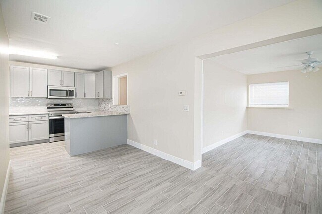 Foto del edificio - 1783 Wheeler Rd
