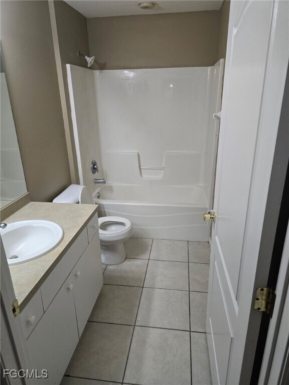 Foto del edificio - 2421 Churchill Ave N