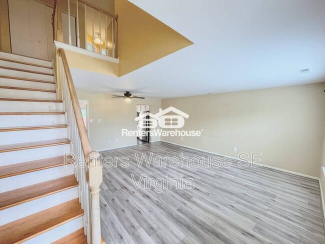 Building Photo - 631 Brisa Ct